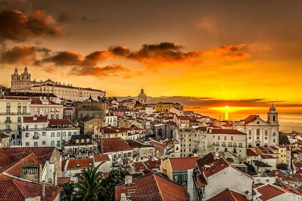 Lxluxhome - Family And Cozy - Ac - Parking - Lift Apartment Lisbon