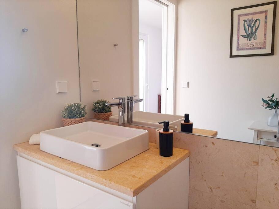 Apartment Lxluxhome - Family And Cozy - Ac - Parking - Lift *